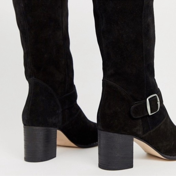 FREE PEOPLE BLACK SUEDE DAHLIASLOUCHY HIGH BOOTS W BUCKLE SIZE 6 - Picture 4 of 8